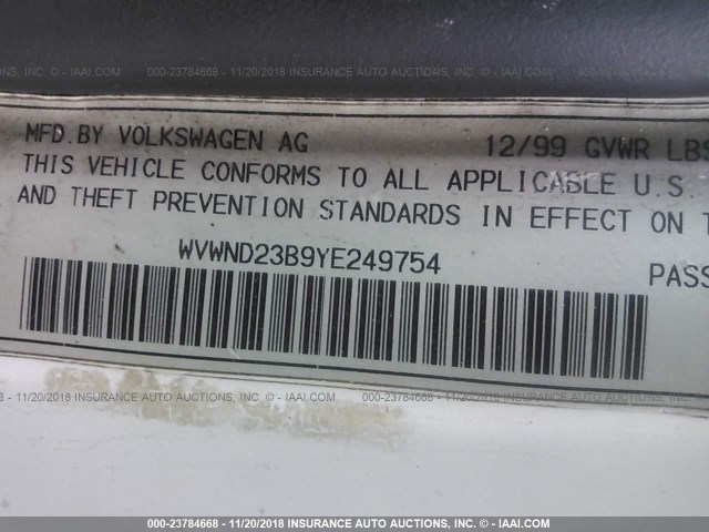 WVWND23B9YE249754 - 2000 VOLKSWAGEN PASSAT GLS WHITE photo 9