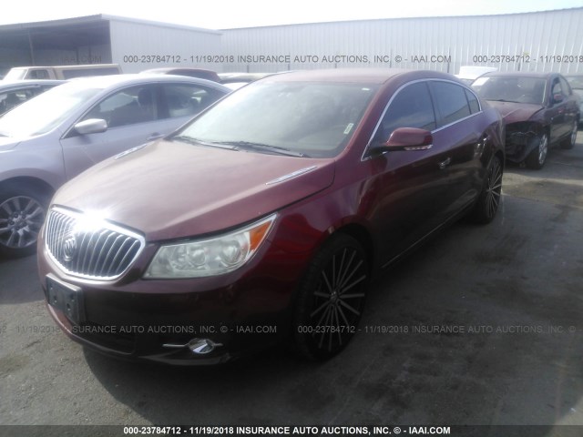 1G4GC5E3XDF296133 - 2013 BUICK LACROSSE RED photo 2