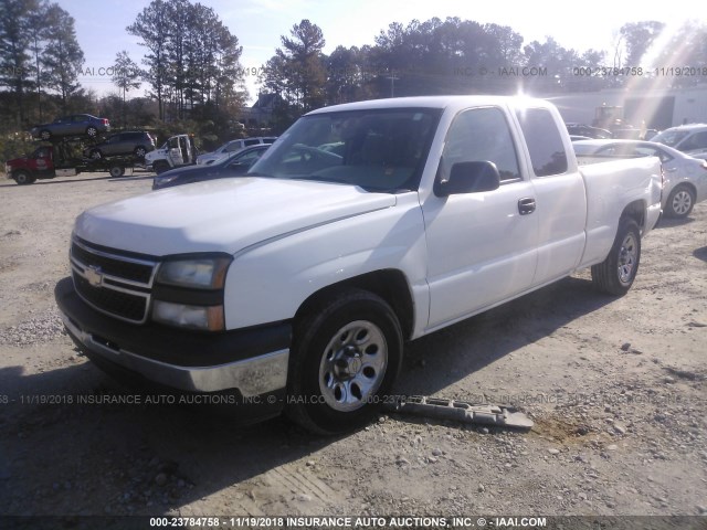 1GCEC19V57Z205448 - 2007 CHEVROLET SILVERADO C1500 CLASSIC WHITE photo 2