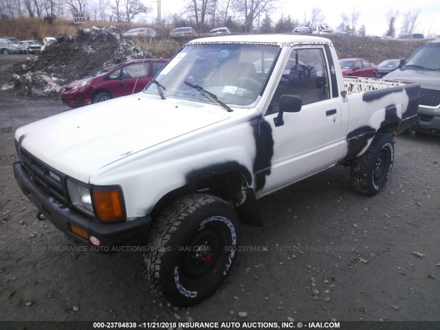 JT4RN63R2G0068798 - 1986 TOYOTA PICKUP RN63 STD WHITE photo 2