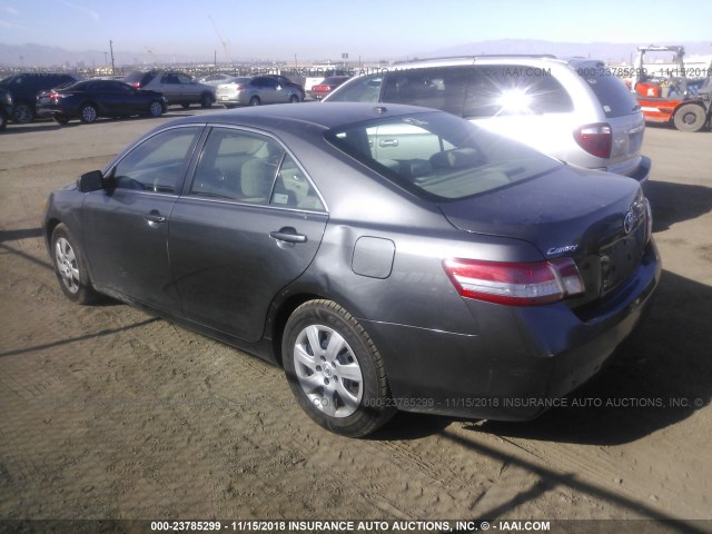 4T1BF3EK7BU162993 - 2011 TOYOTA CAMRY SE/LE/XLE 灰色 照片 3