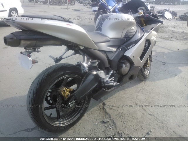 JKBZXJC185A011929 - 2005 KAWASAKI ZX636 C1 GRAY photo 4