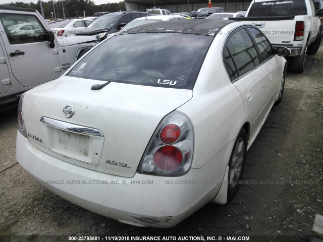 1N4AL11DX5N488036 - 2005 NISSAN ALTIMA S/SL WHITE photo 4