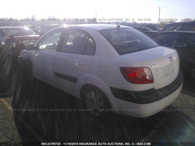 KNADE123476229432 - 2007 KIA RIO LX/SX WHITE photo 3