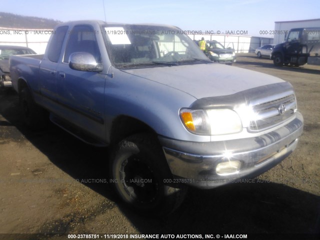 5TBBT4413YS003762 - 2000 TOYOTA TUNDRA ACCESS CAB/ACCESS CAB SR5 SILVER photo 1