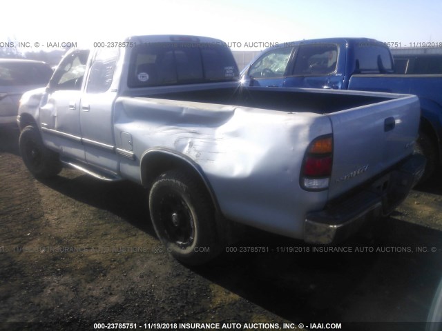 5TBBT4413YS003762 - 2000 TOYOTA TUNDRA ACCESS CAB/ACCESS CAB SR5 SILVER photo 3