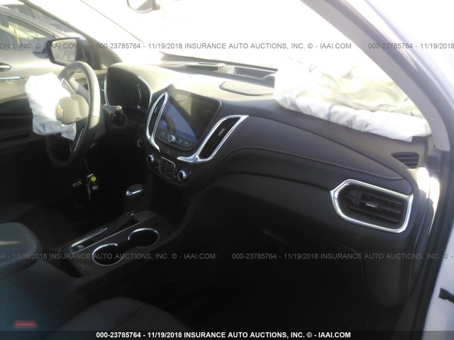 2GNAXMEV6J6260916 - 2018 CHEVROLET EQUINOX PREMIER WHITE photo 5