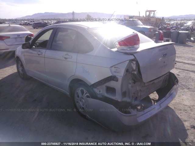 1FAHP36NX9W114669 - 2009 FORD FOCUS SES SILVER photo 3