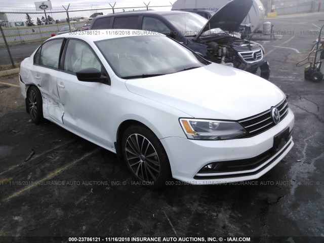 3VWB17AJ6GM389298 - 2016 VOLKSWAGEN JETTA SPORT WHITE photo 1