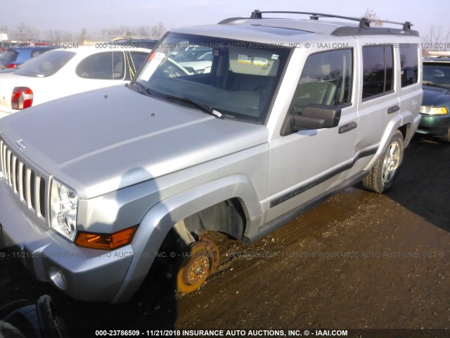 1J8HG48K56C272944 - 2006 JEEP COMMANDER SILVER photo 2