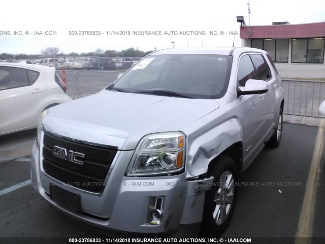 2CTALMEC3B6390953 - 2011 GMC TERRAIN SLE SILVER photo 2