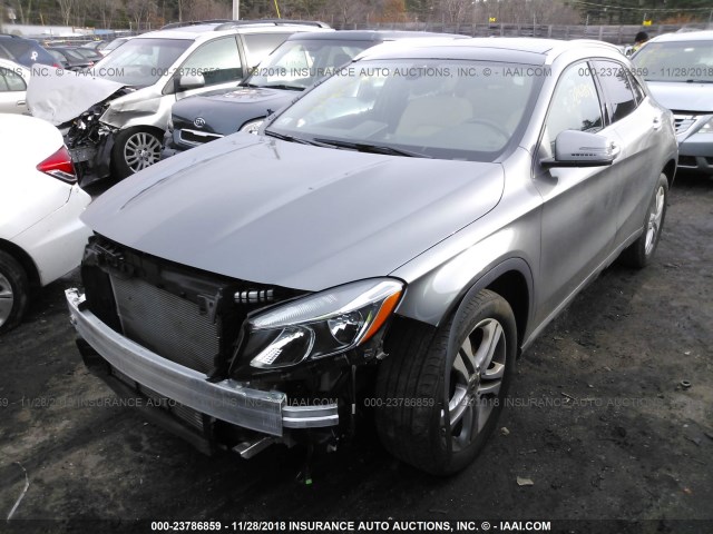 WDCTG4GB2JJ405869 - 2018 MERCEDES-BENZ GLA 250 4MATIC GRAY photo 2