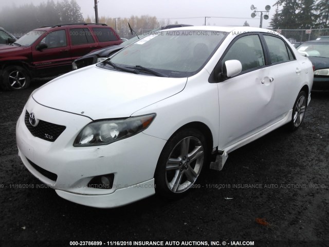 1NXBE4EE2AZ285070 - 2010 TOYOTA COROLLA XRS WHITE photo 2