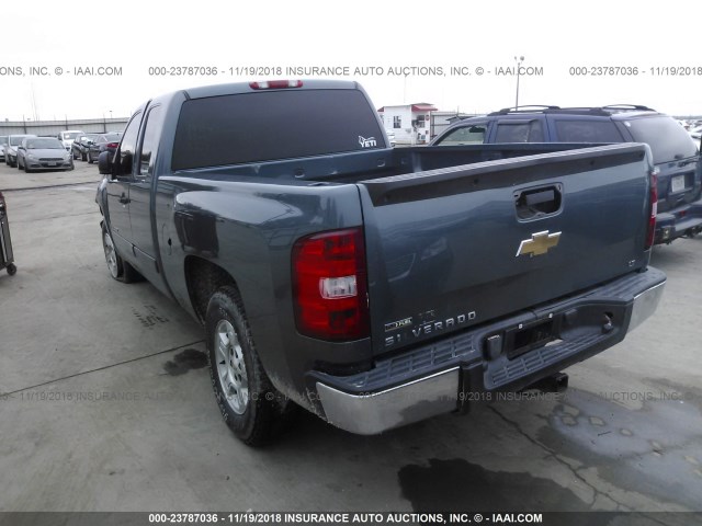 1GCEC19047Z556243 - 2007 CHEVROLET SILVERADO C1500 BLUE photo 3