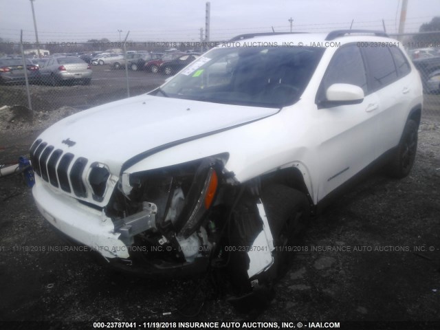 1C4PJLCS3EW320637 - 2014 JEEP CHEROKEE LATITUDE WHITE photo 2