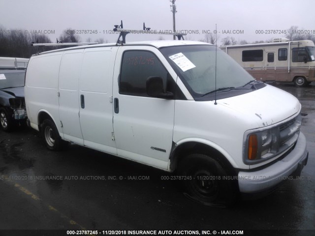 1GCFG15W321230735 - 2002 CHEVROLET EXPRESS G1500  WHITE photo 1