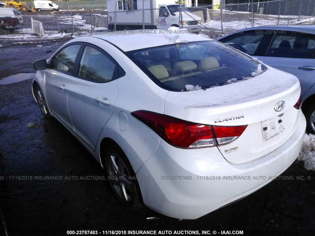 5NPDH4AE7DH453021 - 2013 HYUNDAI ELANTRA WHITE photo 3