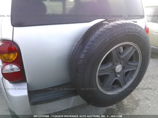 1J4GK38K03W533686 - 2003 JEEP LIBERTY RENEGADE SILVER photo 6