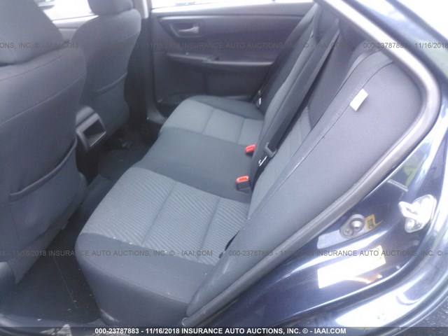 4T1BF1FK9HU699831 - 2017 TOYOTA CAMRY LE/XLE/SE/XSE BLUE photo 8