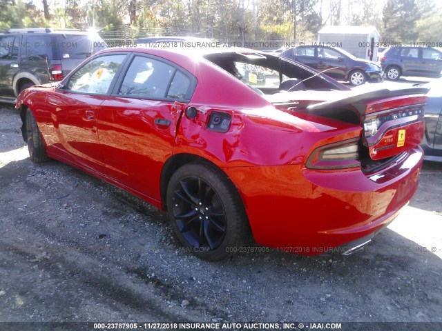 2C3CDXBG5JH224273 - 2018 DODGE CHARGER SXT RED photo 3