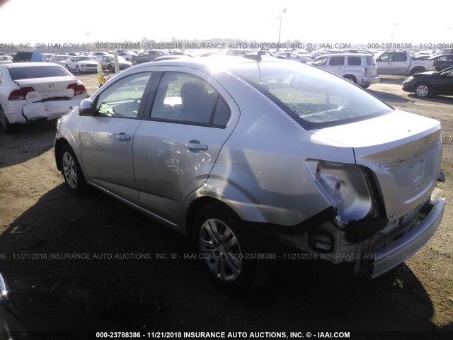 1G1JB5SH4H4154187 - 2017 CHEVROLET SONIC LS 银色 照片 3