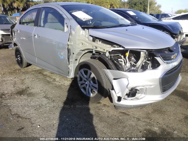 1G1JB5SH4H4154187 - 2017 CHEVROLET SONIC LS 银色 照片 6