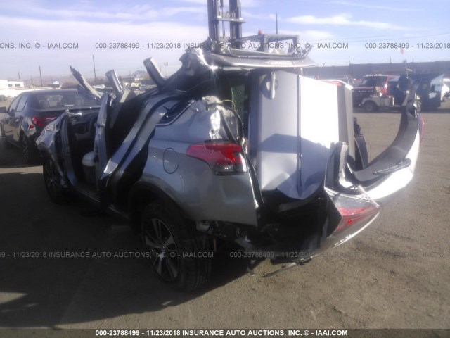 2T3WFREV5JW444537 - 2018 TOYOTA RAV4 ADVENTURE/XLE Gümüş foto 3