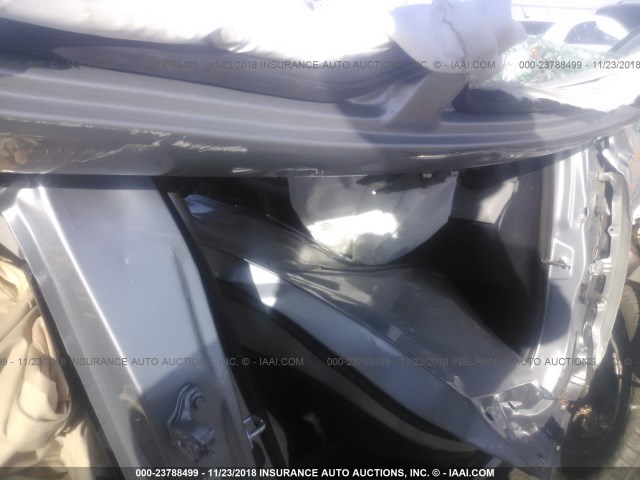 2T3WFREV5JW444537 - 2018 TOYOTA RAV4 ADVENTURE/XLE Gümüş foto 5