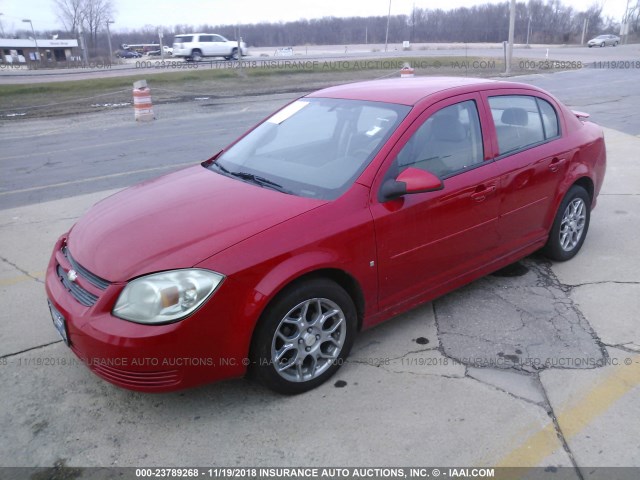 1G1AL58F687174457 - 2008 CHEVROLET COBALT LT RED photo 2