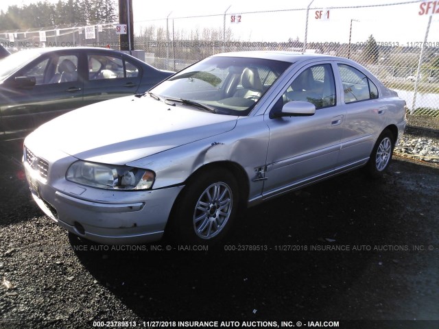 YV1RS612452458263 - 2005 VOLVO S60 SILVER photo 2