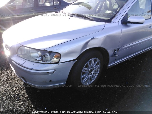 YV1RS612452458263 - 2005 VOLVO S60 SILVER photo 6