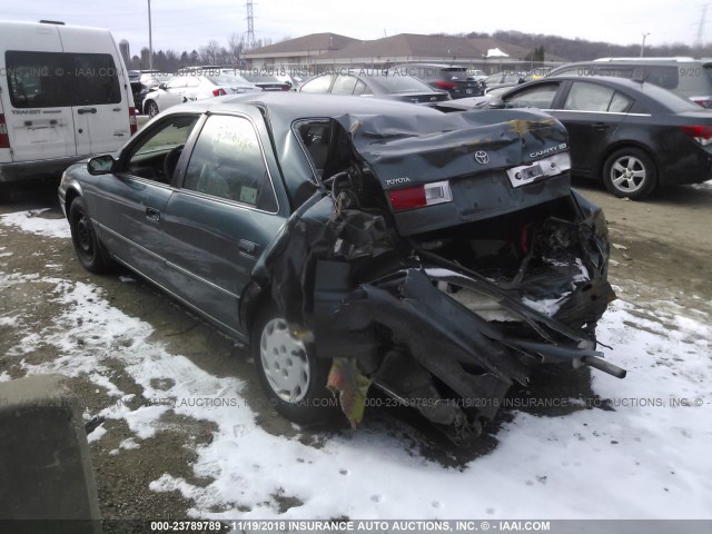 4T1BG28K6WU263595 - 1998 TOYOTA CAMRY CE/LE/XLE GREEN photo 3