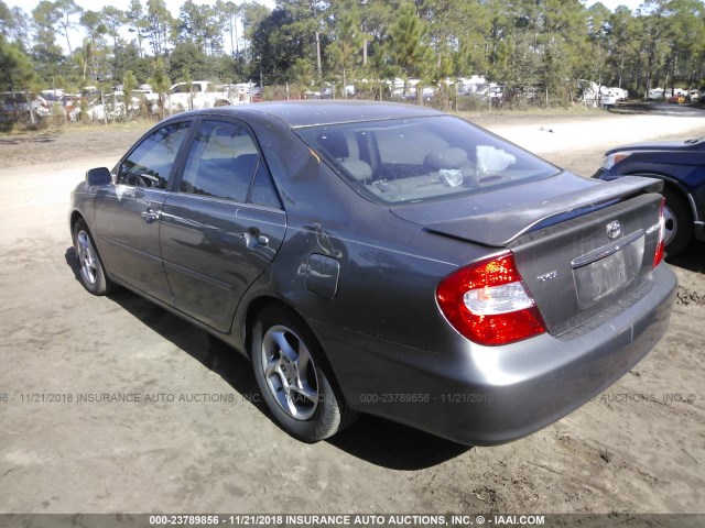 4T1BE32K83U665490 - 2003 TOYOTA CAMRY LE/XLE/SE Մոխրագույն լուսանկար 3