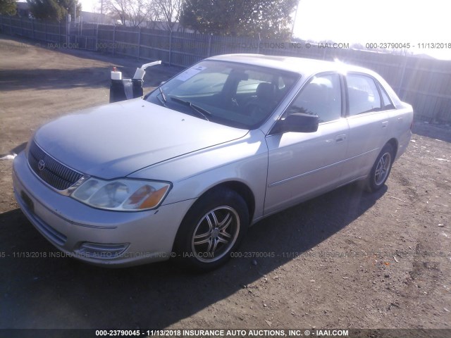 4T1BF28B61U144375 - 2001 TOYOTA AVALON XL/XLS SILVER photo 2