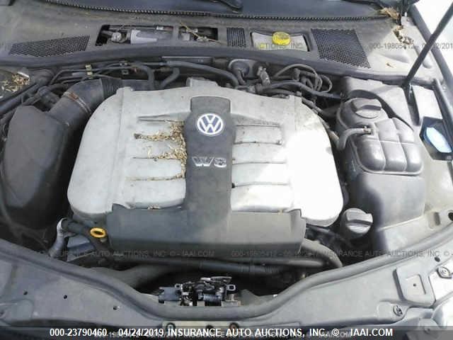 WVWUK63BX4P323285 - 2004 VOLKSWAGEN PASSAT W8 4MOTION SILVER photo 10