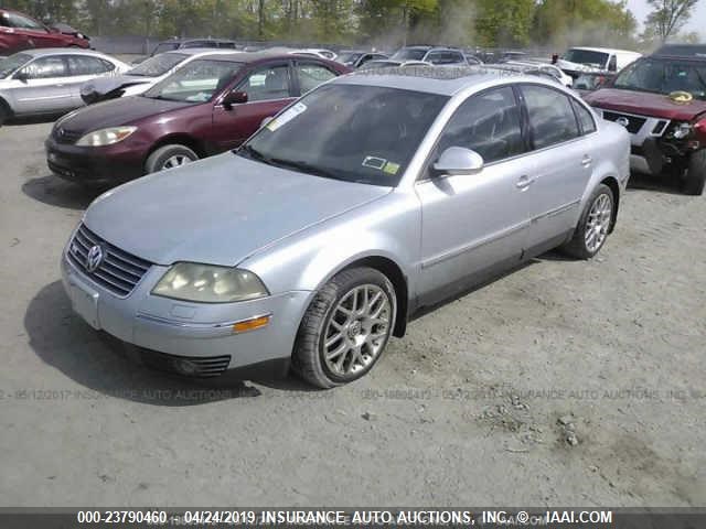 WVWUK63BX4P323285 - 2004 VOLKSWAGEN PASSAT W8 4MOTION SILVER photo 2