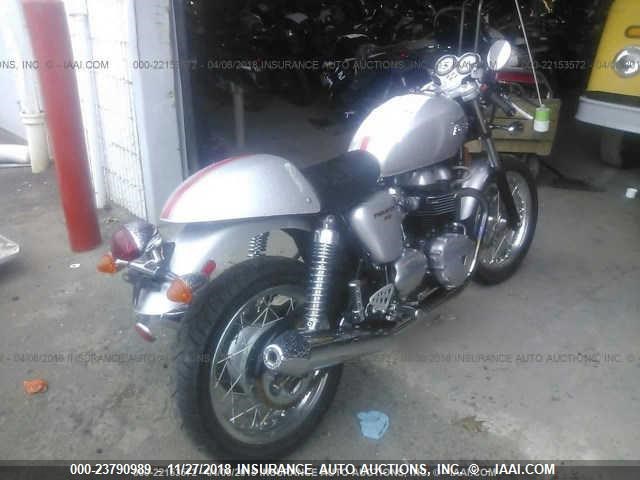 SMT920K148T345552 - 2008 TRIUMPH MOTORCYCLE THRUXTON 900 GRAY photo 4