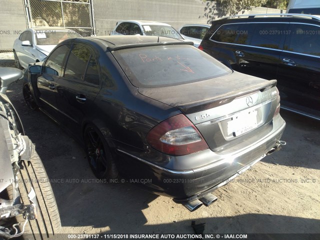 WDBUF76J53A362881 - 2003 MERCEDES-BENZ E 55 AMG BLACK photo 3