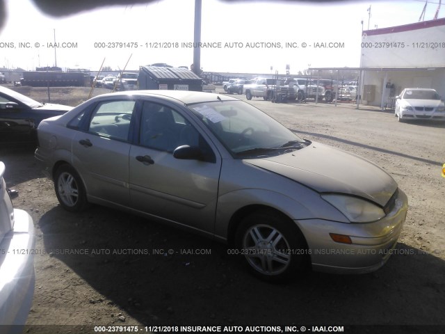 1FAFP34P32W264933 - 2002 FORD FOCUS SE/SE COMFORT GOLD photo 1