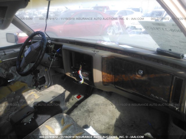 1G6DW5479MR727128 - 1991 CADILLAC BROUGHAM BROWN photo 5