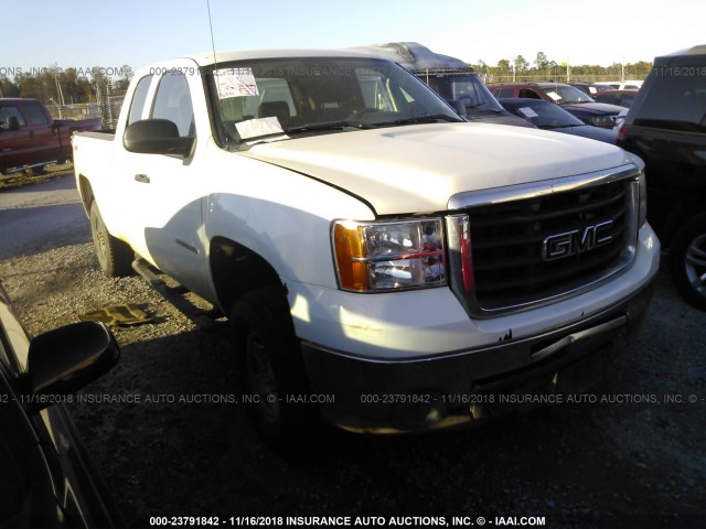 1GT5KZBG1AZ235700 - 2010 GMC SIERRA WHITE photo 1