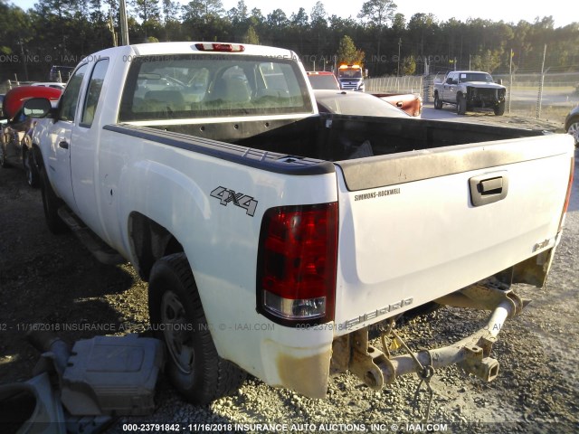 1GT5KZBG1AZ235700 - 2010 GMC SIERRA WHITE photo 3