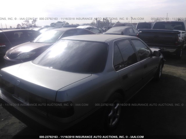 JHMCB7646LC081856 - 1990 HONDA ACCORD DX/LX GRAY photo 4