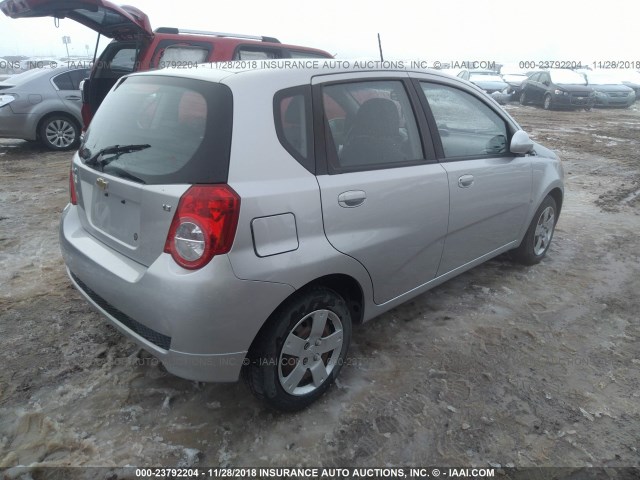 KL1TD66EX9B632889 - 2009 CHEVROLET AVEO LS/LT SILVER photo 4
