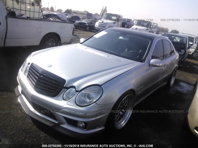 WDBUF76J85A641485 - 2005 MERCEDES-BENZ E 55 AMG SILVER photo 2