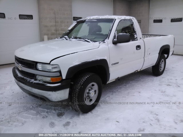 1GCGC24U32Z199591 - 2002 CHEVROLET SILVERADO C2500 WHITE photo 2