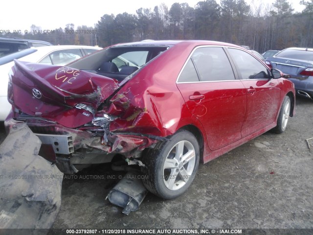 4T1BF1FK0EU843813 - 2014 TOYOTA CAMRY L/SE/LE/XLE 红色 照片 4