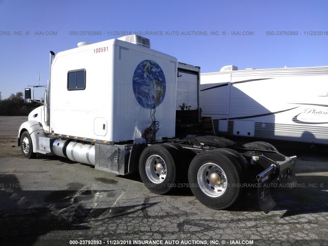 1XPHD49X0DD186117 - 2013 PETERBILT 386 WHITE photo 3