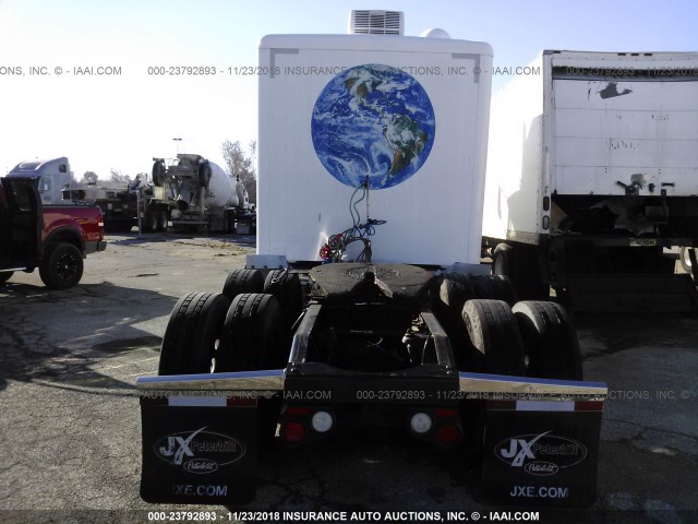 1XPHD49X0DD186117 - 2013 PETERBILT 386 WHITE photo 8