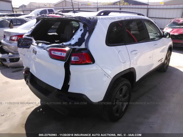 1C4PJLCB4GW350555 - 2016 JEEP CHEROKEE LATITUDE WHITE photo 4